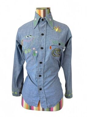 Orange Tab Levi’s Chambray Denim Cross Stitch Button Down Shirt Dagger Collar